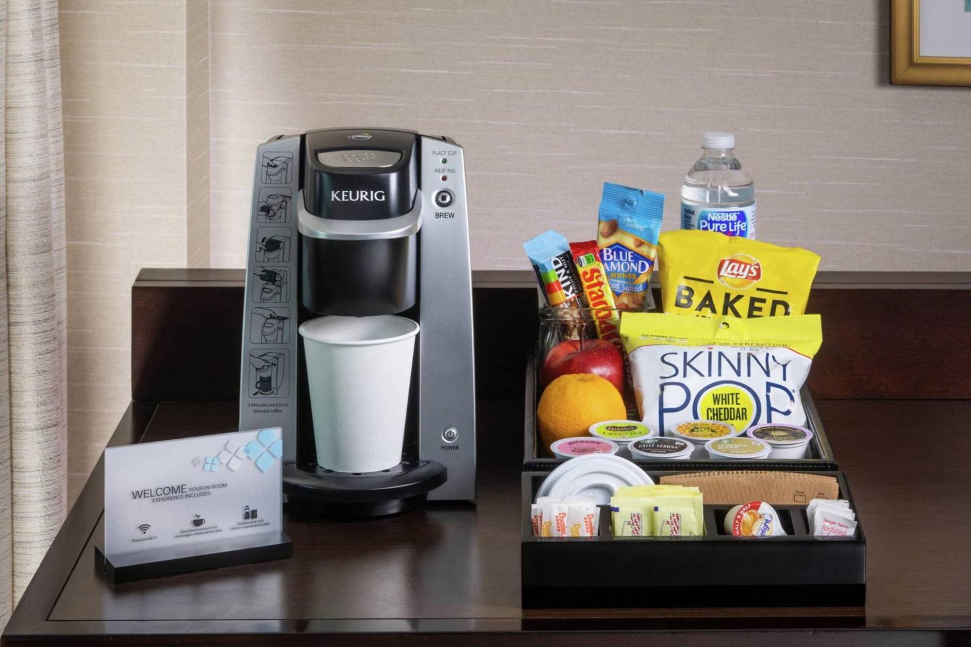Hilton Garden Inn Detroit Troy Bagian luar foto