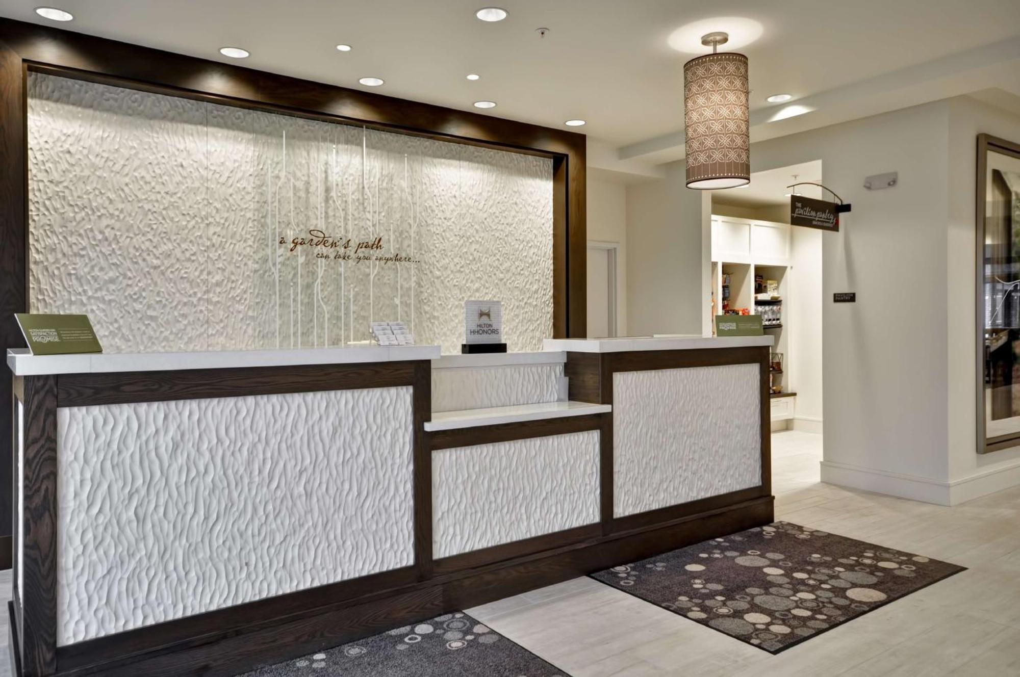 Hilton Garden Inn Detroit Troy Bagian luar foto