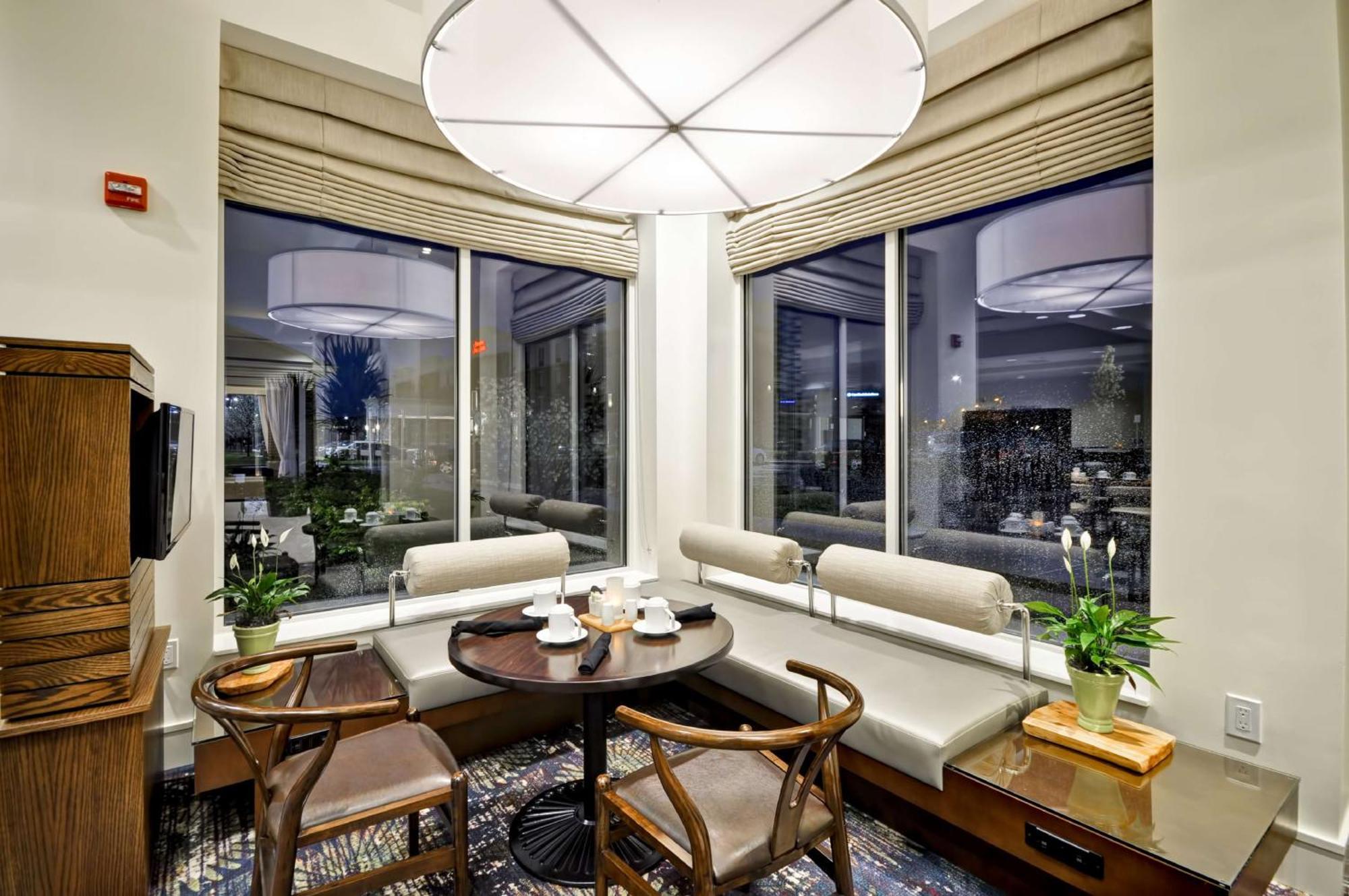 Hilton Garden Inn Detroit Troy Bagian luar foto